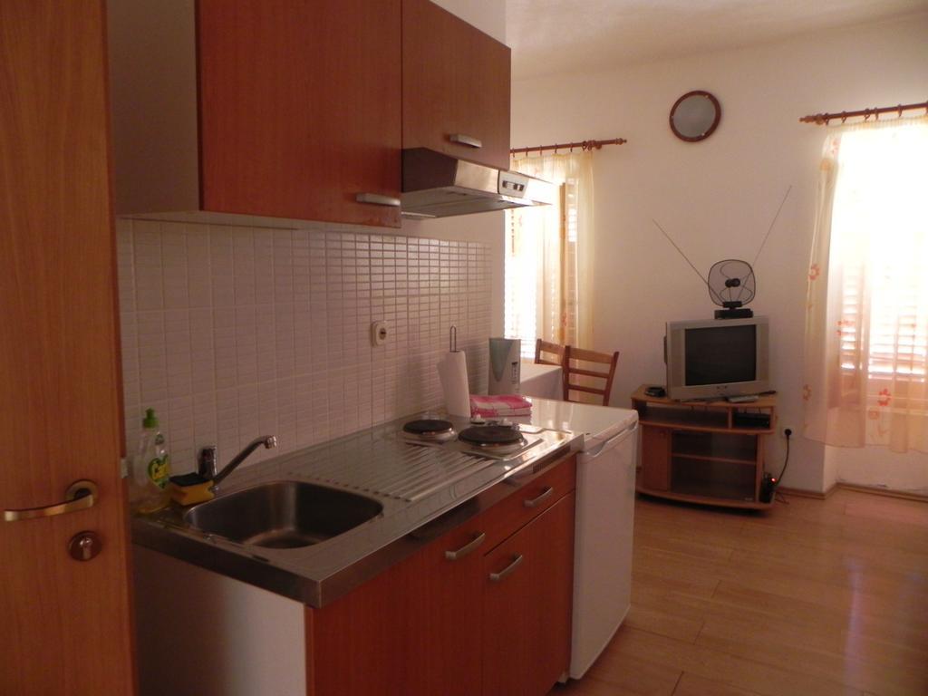 Apartments Riva Pag Town Δωμάτιο φωτογραφία