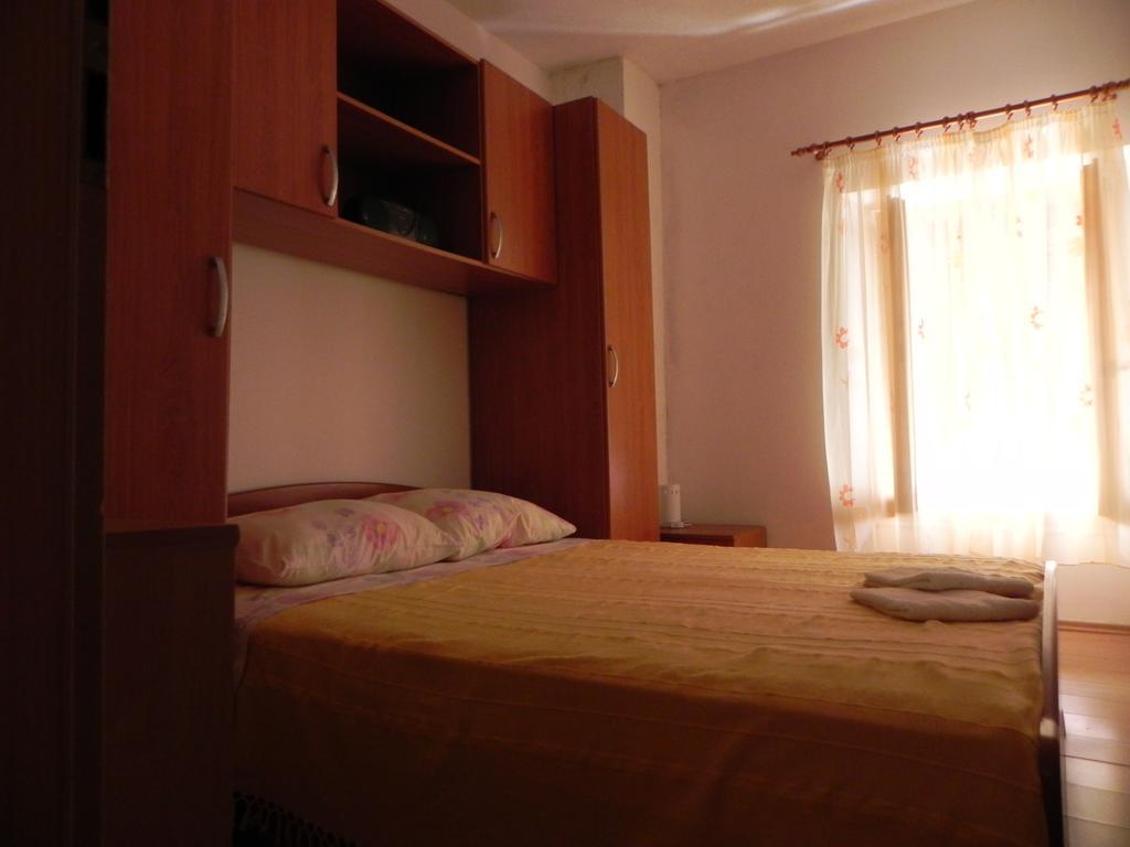 Apartments Riva Pag Town Δωμάτιο φωτογραφία